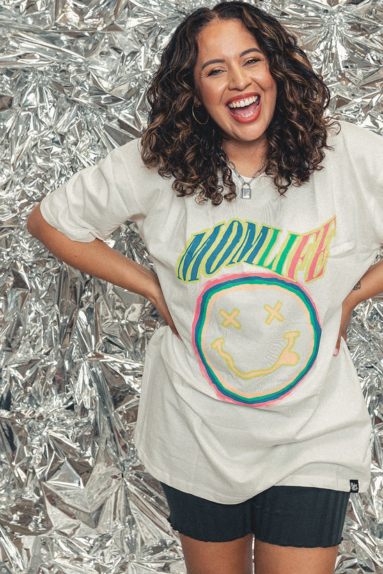 Load image into Gallery viewer, MOMLIFE Trippy T-Shirt
