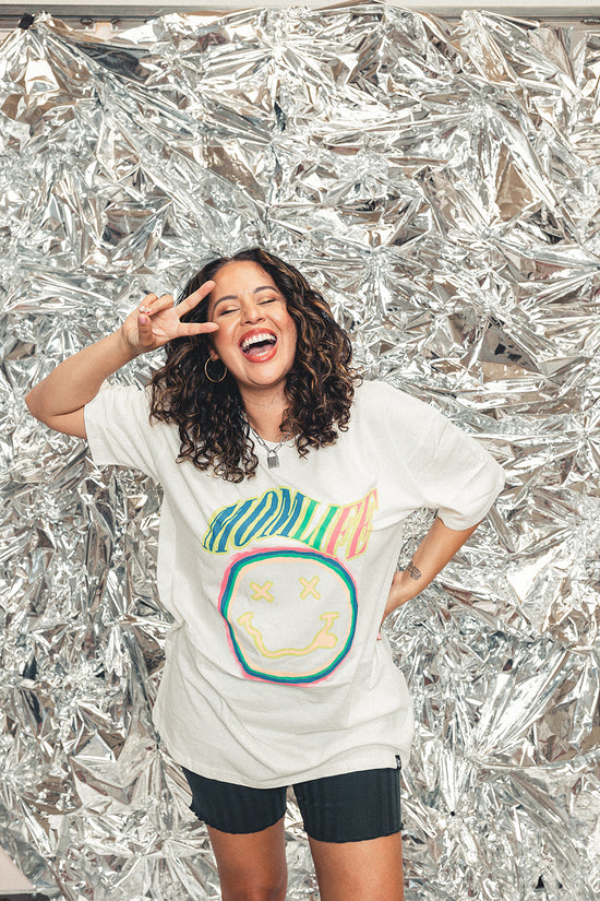 MOMLIFE Trippy T-Shirt