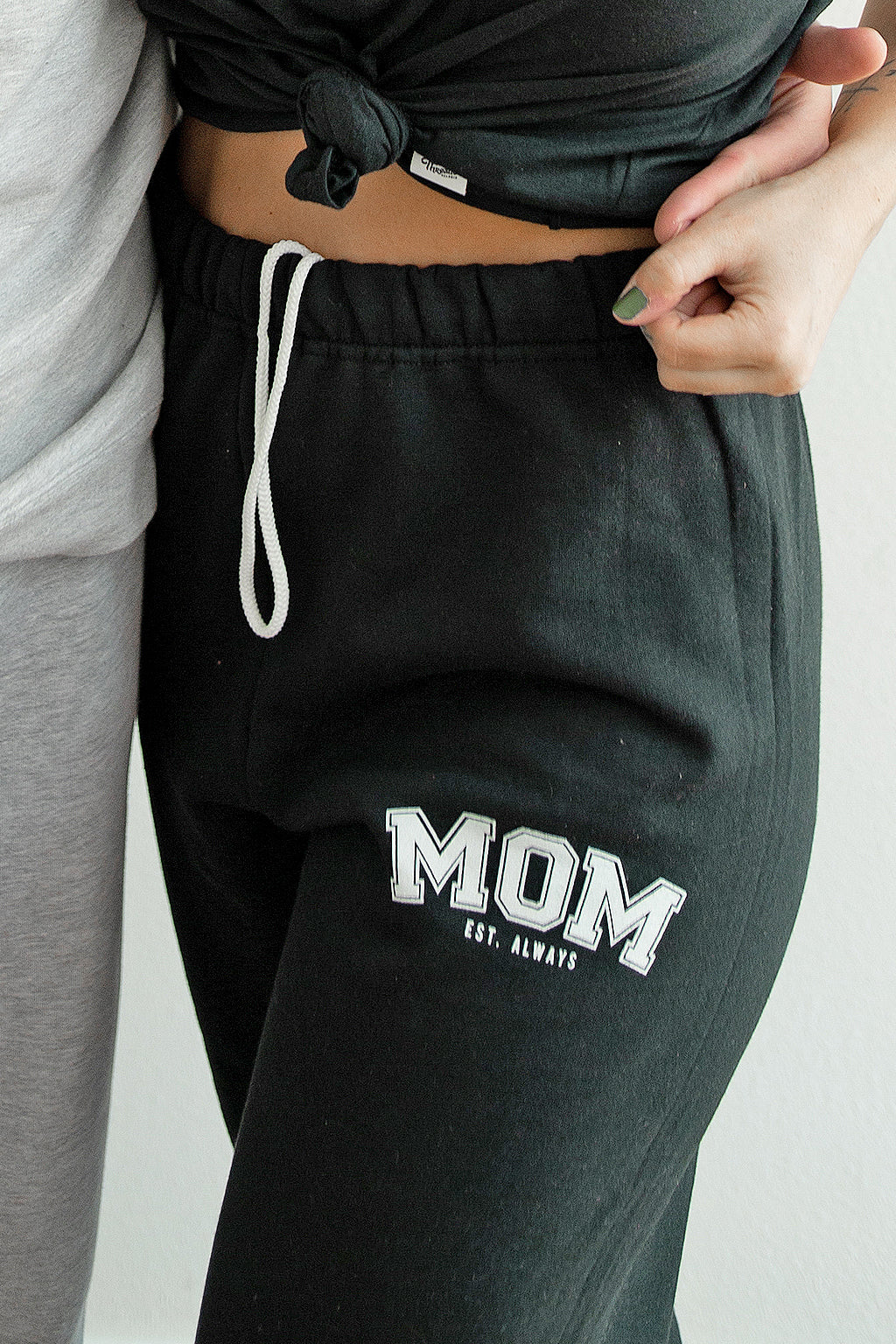 Load image into Gallery viewer, Mom Sweatpants

